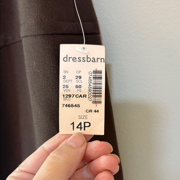 Dressbarn Chocolate Brown Pencil Skirt with belt Size14P - Picture 2 of 4